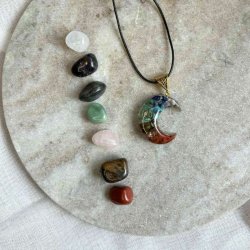 Gaveske med Chakrast og Mne Halskde