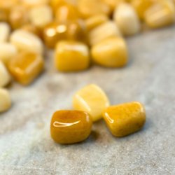 Gul aventurin Lommesten