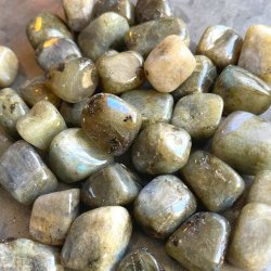 Labradorit Lommesten