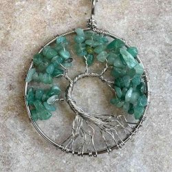 Halskde med Grn Aventurin  Livets Tr vedhng