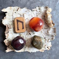 BRYNHILD krystal- og runest