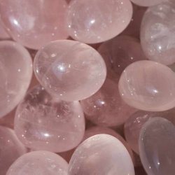 Rosakvarts Lommesten